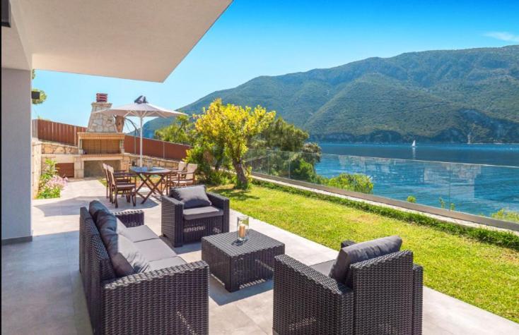 Mr Grey Luxury Villa Spartokhórion 外观 照片