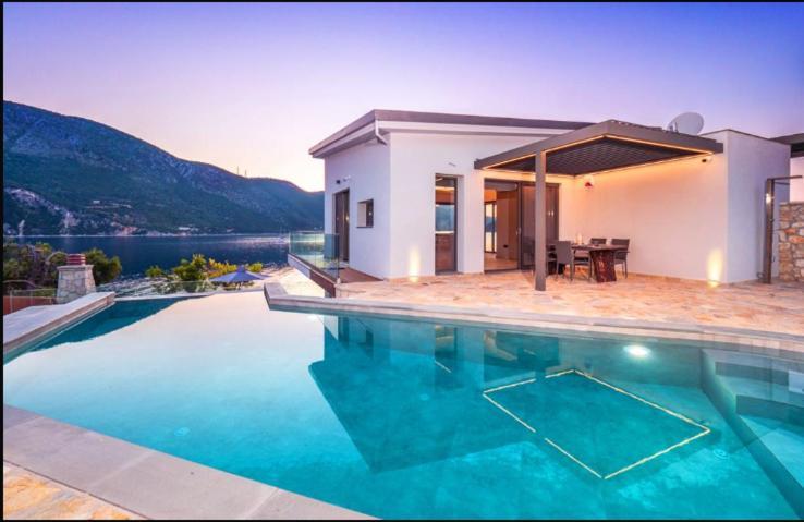 Mr Grey Luxury Villa Spartokhórion 外观 照片